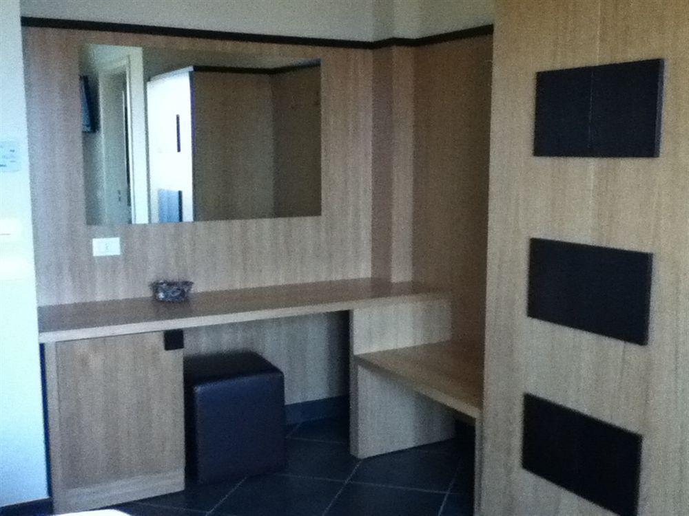 Hotel Briganti Qualiano Bagian luar foto