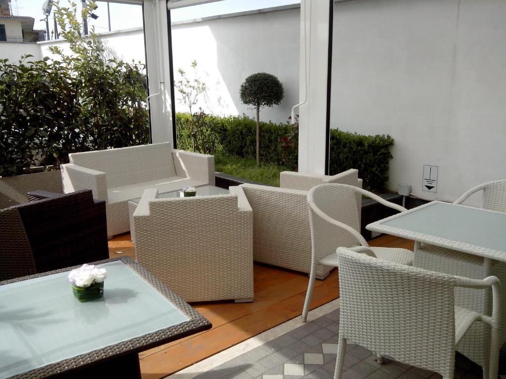 Hotel Briganti Qualiano Bagian luar foto